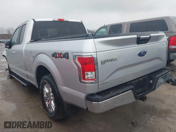 2016 Ford F-150 XLT with VIN 1FTEX1EP7GFA52018, listed as a IAAI auction lot 41989955 with 121,867 mi miles. Bid and sale history available at carsss.com. Image 3.