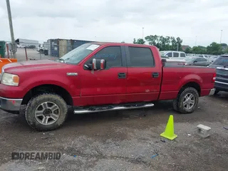 2007 Ford F-150 XLT z VIN 1FTRW14W97FA22564, wystawiony jako IAAI lot #42255757 z przebiegiem 344 371 mil mil oraz . Historia ofert i sprzedaży dostępna na DreamBid. Obrazek 14.