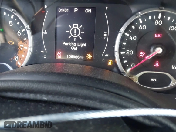 2017 Jeep Renegade Latitude with VIN ZACCJBBB8HPE64812, listed as a IAAI auction lot 41349525 with 106,966 mi miles. Bid and sale history available at carsss.com. Image 16.
