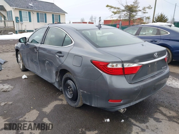 2014 Lexus ES 330 with VIN JTHBK1GG0E2113100, listed as a IAAI auction lot 41309816 with 233,535 mi miles and . Bid and sale history available at DreamBid. Image 3.
