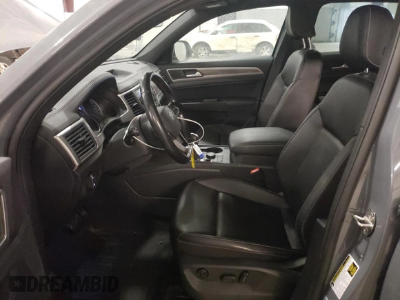 2020 Volkswagen Atlas SE with VIN 1V26C2CA6LC203056, listed as a Copart auction lot 41864945 with 76,685 mi miles and Salvage title. Bid and sale history available at DreamBid. Image 7.