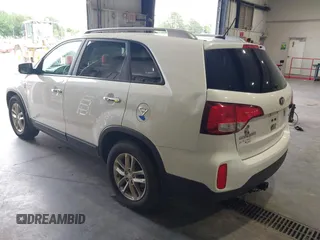 2015 Kia Sorento LX with VIN 5XYKTDA75FG653090, listed as a IAAI auction lot 42676355 with 153,476 mi miles and . Bid and sale history available at DreamBid. Image 3.