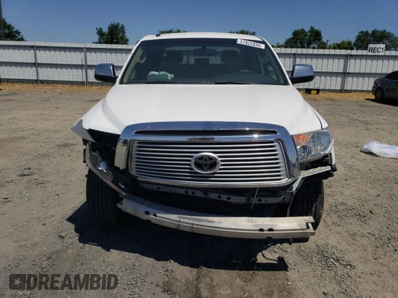 2013 Toyota Tundra Limited z VIN 5TFHY5F12DX281580, wystawiony jako Copart lot #57822895 z przebiegiem 329 386 mil mil oraz Szkoda całkowita • Salvage title. Historia ofert i sprzedaży dostępna na DreamBid. Obrazek 5.