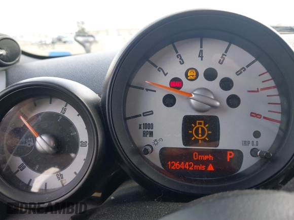 2012 MINI Convertible S with VIN WMWZP3C54CT250689, listed as a IAAI auction lot 41928624 with 126,442 mi miles and . Bid and sale history available at DreamBid. Image 7.