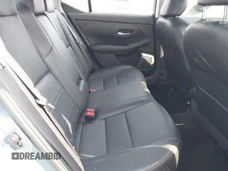 2025 Nissan Sentra SR с VIN 3N1AB8DV9SY217867, выставлен на аукционе IAAI как лот 41945090 с пробегом 6 717 миль миль и . История ставок и продаж доступна на DreamBid. Изображение 8.