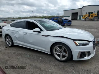2022 Audi A5 Sportback S line Premium Plus z VIN WAUFACF59NA018118, wystawiony jako Copart lot #55637735 z przebiegiem 34 568 mil mil oraz Szkody całkowita. Historia ofert i sprzedaży dostępna na DreamBid. Obrazek 4.