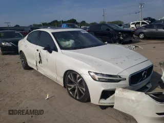 2019 Volvo S60 R-Design with VIN 7JRA22TMXKG012581, listed as a Copart auction lot 63539783 with 0 mi miles. Bid and sale history available at carsss.com. Image 4.