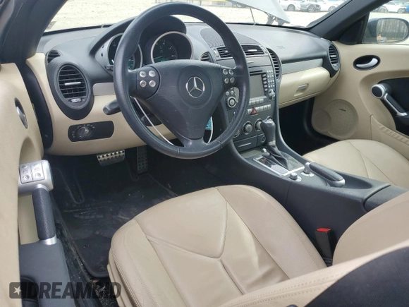 2008 Mercedes-Benz SLK-Class 3.0L with VIN WDBWK54F98F177511, listed as a Copart auction lot 51162175 with 62,082 mi miles and Salvage Title. Bid and sale history available at carsss.com. Image 8.