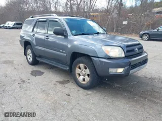 2004 Toyota 4Runner SR5 with VIN JTEBU14RX48024594, listed as a IAAI auction lot 41714371 with 246,231 mi miles. Bid and sale history available at carsss.com. Image 1.