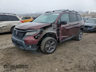 2020 Honda Passport Touring with VIN 5FNYF8H9XLB002041, listed as a Copart auction lot 82402514 with 39,475 mi miles and Salvage Title. Bid and sale history available at carsss.com. Image 1.