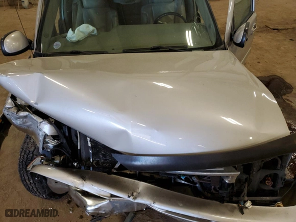 2005 Chevrolet Suburban LT with VIN 1GNFK16Z95J147118, listed as a Copart auction lot 50602885 with 0 mi miles and Salvage Title. Bid and sale history available at carsss.com. Image 13.