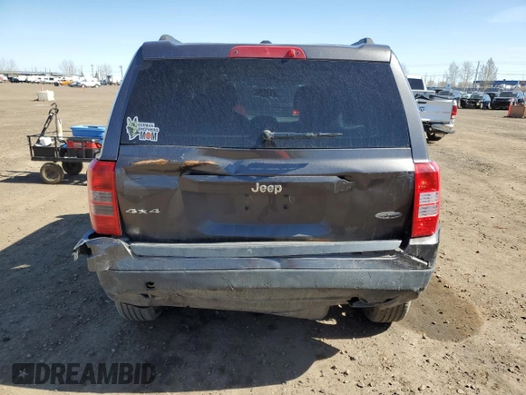 2015 Jeep Patriot High Altitude with VIN 1C4NJRAB7FD311725, listed as a Copart auction lot 55309675 with 185,560 mi miles and Salvage Title. Bid and sale history available at carsss.com. Image 6.