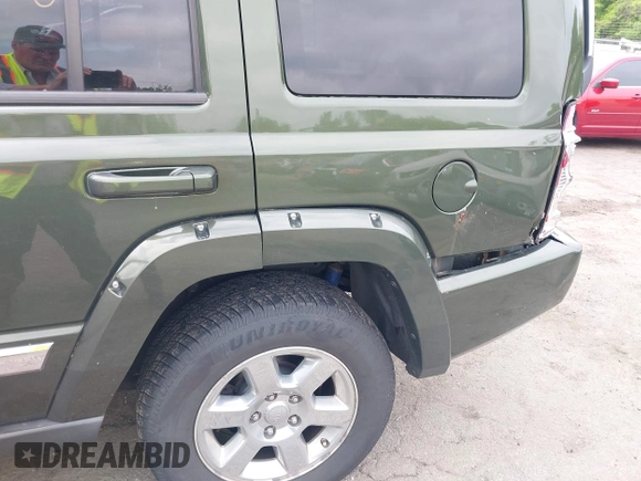 2006 Jeep Commander Limited с VIN 1J8HG58266C314494, выставлен на аукционе IAAI как лот 42272830 с пробегом 185 049 миль миль и . История ставок и продаж доступна на DreamBid. Изображение 12.
