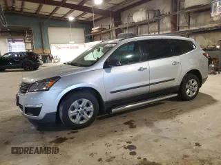 2015 Chevrolet Traverse LS z VIN 1GNKRFKD3FJ121293, wystawiony jako Copart lot #56425775 z przebiegiem 174 334 mil mil oraz Czysty tytuł • Clean title. Historia ofert i sprzedaży dostępna na DreamBid. Obrazek 1.