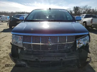2010 Lincoln MKX with VIN 2LMDJ8JC2ABJ35213, listed as a Copart auction lot 88647795 with 178,367 mi miles and Salvage Title. Bid and sale history available at carsss.com. Image 5.