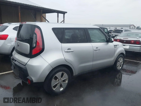 2016 Kia Soul z VIN KNDJN2A25G7820626, wystawiony jako IAAI lot #41760941 z przebiegiem 119 173 mil mil oraz . Historia ofert i sprzedaży dostępna na DreamBid. Obrazek 4.
