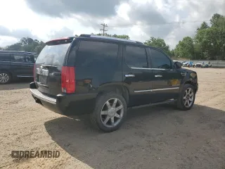 2007 Cadillac Escalade z VIN 1GYEC63867R288916, wystawiony jako Copart lot #57483545 z przebiegiem 175 344 mil mil oraz Szkoda całkowita • Salvage title. Historia ofert i sprzedaży dostępna na DreamBid. Obrazek 3.