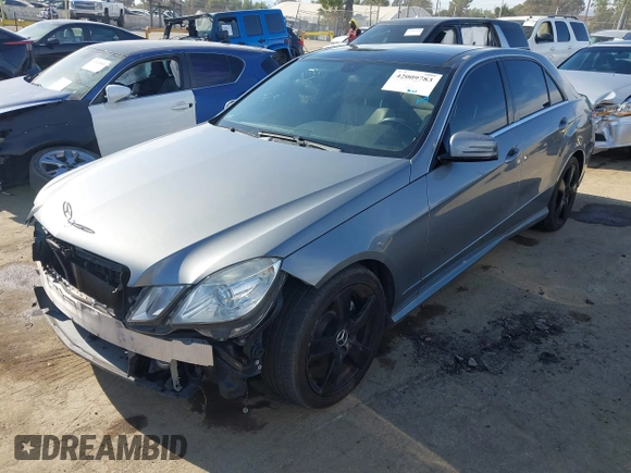 2011 Mercedes-Benz E-Class E 350 Luxury with VIN WDDHF5GB0BA371703, listed as a IAAI auction lot 42009783 with 161,771 mi miles. Bid and sale history available at carsss.com. Image 2.