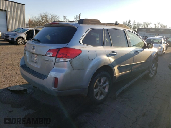 2013 Subaru Outback 2.5i Premium with VIN 4S4BRBCC6D1205673, listed as a Copart auction lot 83086294 with 168,996 mi miles and Salvage Title. Bid and sale history available at carsss.com. Image 3.