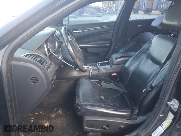 2013 Chrysler 300 with VIN 2C3CCAKT6DH569376, listed as a Copart auction lot 43035385 with 205,050 mi miles and Salvage Title. Bid and sale history available at carsss.com. Image 7.