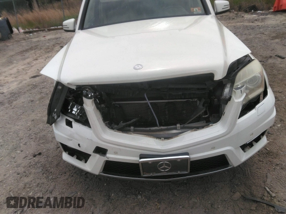 2011 Mercedes-Benz GLK GLK 350 with VIN WDCGG8HB0BF670401, listed as a IAAI auction lot 42027976 with 191,570 mi miles and . Bid and sale history available at carsss.com. Image 6.