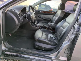 2004 Audi allroad A6 V8 z VIN WA1YD64B54N037957, wystawiony jako Copart lot #84632064 z przebiegiem 194 815 mil mil oraz Szkoda całkowita • Salvage title. Historia ofert i sprzedaży dostępna na DreamBid. Obrazek 7.