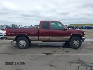1997 Chevrolet Silverado 1500 with VIN 2GCEK19R2V1207315, listed as a IAAI auction lot 42058123 with 177,203 mi miles and . Bid and sale history available at DreamBid. Image 13.