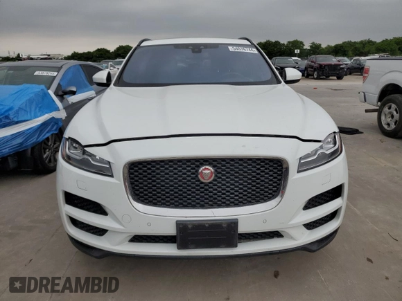 2018 Jaguar F-Pace 35t Prestige with VIN SADCK2EV0JA245372, listed as a Copart auction lot 54076744 with 135,901 mi miles and Salvage title. Bid and sale history available at DreamBid. Image 5.
