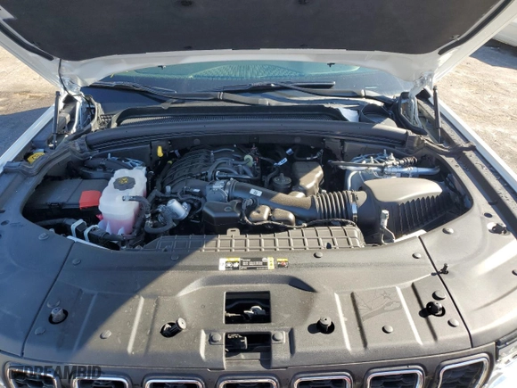 2024 Jeep Grand Cherokee Altitude with VIN 1C4RJHAG5R8592735, listed as a Copart auction lot 81886404 with 3,998 mi miles and Salvage Title. Bid and sale history available at carsss.com. Image 12.
