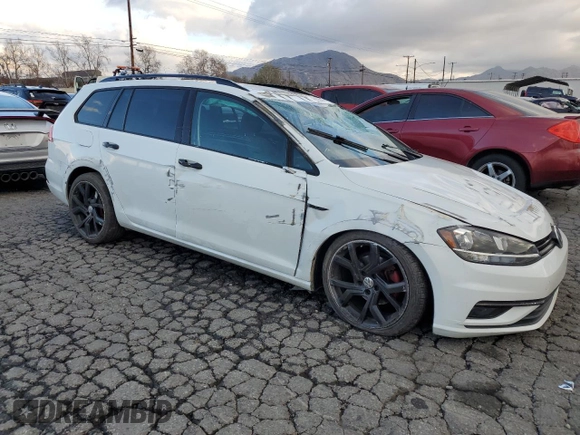 2018 Volkswagen Golf SportWagen SEL with VIN 3VWL17AU5JM761963, listed as a Copart auction lot 44259865 with 41,969 mi miles and Salvage Title. Bid and sale history available at carsss.com. Image 4.