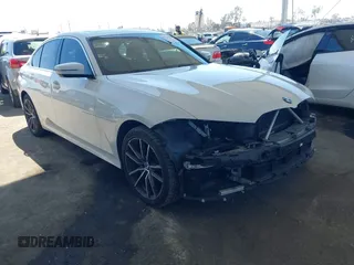 2019 BMW 3 Series 330i xDrive with VIN WBA5R7C54KAJ79701, listed as a IAAI auction lot 41871962 with 70,479 mi miles. Bid and sale history available at carsss.com. Image 1.
