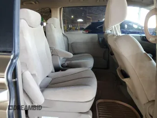 2006 Kia Sedona LX with VIN KNDMB233166051719, listed as a Copart auction lot 77015224 with 138,398 mi miles and Clean Title. Bid and sale history available at carsss.com. Image 11.