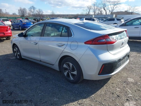 2018 Hyundai Ioniq Hybrid SEL with VIN KMHC75LC2JU072027, listed as a IAAI auction lot 41588070 with NaN miles. Bid and sale history available at carsss.com. Image 3.