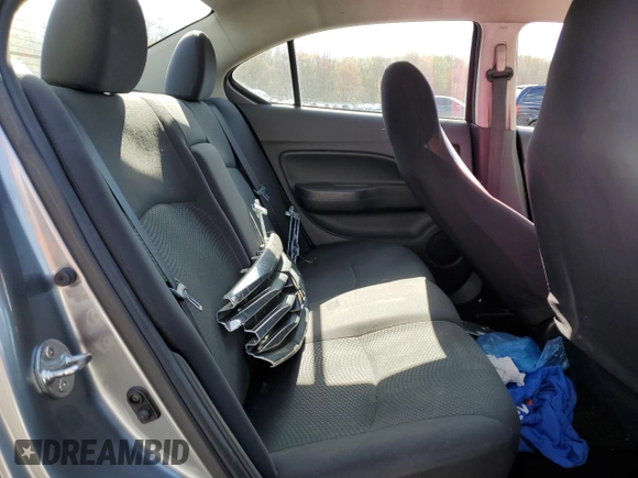 2017 Mitsubishi Mirage ES z VIN ML32F3FJXHHF13803, wystawiony jako Copart lot #52247305 z przebiegiem 70 396 mil mil oraz Szkody całkowita. Historia ofert i sprzedaży dostępna na DreamBid. Obrazek 10.