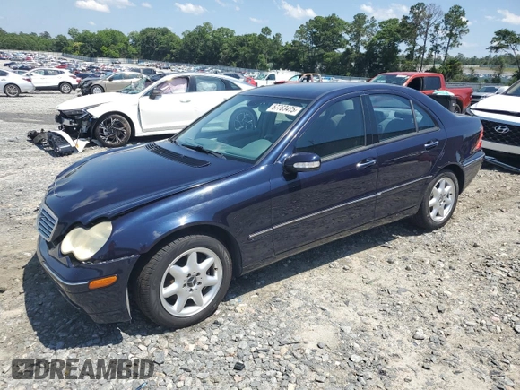 2001 Mercedes-Benz C 230/260/280/320 с VIN WDBRF61J51F090047, выставлен на аукционе Copart как лот 57763475 с пробегом 125 263 миль миль и Списание • Salvage title. История ставок и продаж доступна на DreamBid. Изображение 1.