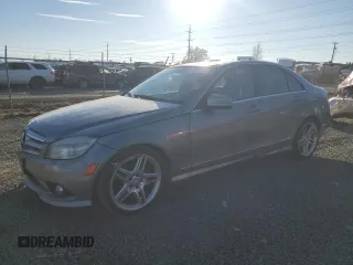 2010 Mercedes-Benz C 350 Sport z VIN WDDGF5GB6AF382329, wystawiony jako Copart lot #45690625 z przebiegiem 175 120 mil mil oraz Szkoda całkowita • Salvage title. Historia ofert i sprzedaży dostępna na DreamBid. Obrazek 1.
