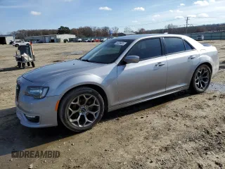 2018 Chrysler 300 with VIN 2C3CCABG8JH266596, listed as a Copart auction lot 84556424 with 132,054 mi miles and Salvage Title. Bid and sale history available at carsss.com. Image 1.