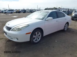 2005 Lexus ES with VIN JTHBA30G655129163, listed as a IAAI auction lot 41523048 with 160,907 mi miles. Bid and sale history available at carsss.com. Image 2.