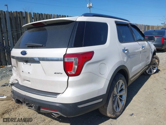 2019 Ford Explorer Limited with VIN 1FM5K8F81KGB06071, listed as a IAAI auction lot 41897131 with 69,831 mi miles. Bid and sale history available at carsss.com. Image 4.