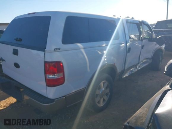 2006 Ford F-150 XLT with VIN 1FTPW12V86KC17174, listed as a IAAI auction lot 41362847 with 136,397 mi miles. Bid and sale history available at carsss.com. Image 4.