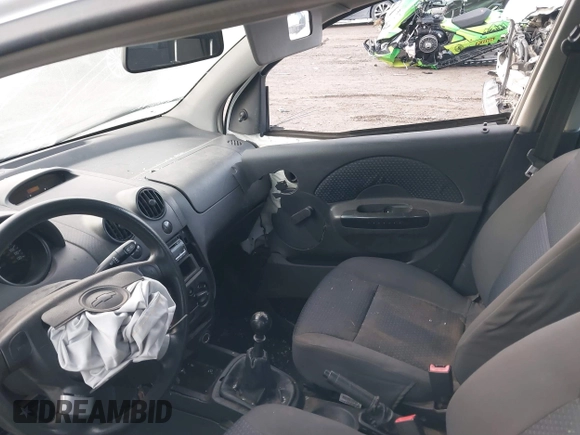 2008 Chevrolet Aveo LS with VIN KL1TD66618B260365, listed as a IAAI auction lot 41145093 with Not Provided miles and . Bid and sale history available at DreamBid. Image 5.