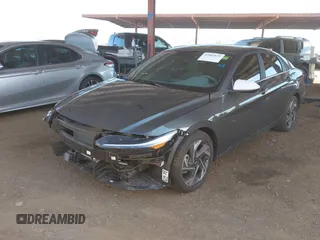 2024 Hyundai Elantra SEL с VIN KMHLS4DGXRU673207, выставлен на аукционе IAAI как лот 42087829 с пробегом 4 395 миль миль и . История ставок и продаж доступна на DreamBid. Изображение 18.