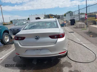 2024 Mazda 3 S Select Sport with VIN 3MZBPABMXRM427929, listed as a IAAI auction lot 42593321 with 20,378 mi miles and . Bid and sale history available at DreamBid. Image 16.
