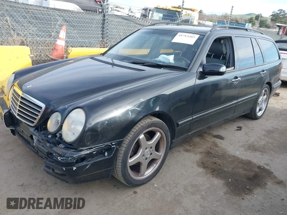 2001 Mercedes-Benz E-Class with VIN WDBJH65JX1B290284, listed as a IAAI auction lot 41713265 with 1 mi miles. Bid and sale history available at carsss.com. Image 2.