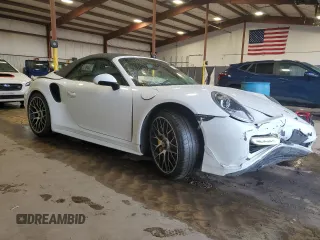 2015 Porsche 911 Turbo z VIN WP0CD2A91FS178328, wystawiony jako Copart lot #57880135 z przebiegiem 34 588 mil mil oraz Szkoda całkowita • Salvage title. Historia ofert i sprzedaży dostępna na DreamBid. Obrazek 4.