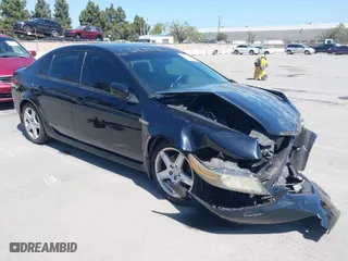2005 Acura TL with VIN 19UUA66235A024256, listed as a IAAI auction lot 42004726 with 198,679 mi miles. Bid and sale history available at carsss.com. Image 1.
