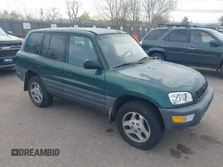 1998 Toyota RAV4 with VIN JT3GP10V5W0026814, listed as a IAAI auction lot 42003456 with 196,842 mi miles and . Bid and sale history available at DreamBid. Image 1.