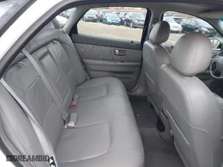 2002 Ford Taurus SEL with VIN 1FAFP56S12A171676, listed as a IAAI auction lot 41733271 with 61,033 mi miles. Bid and sale history available at carsss.com. Image 8.