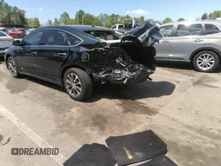 2018 Toyota Avalon Hybrid XLE Plus z VIN 4T1BD1EB1JU062378, wystawiony jako IAAI lot #41988148 z przebiegiem 128 220 mil mil oraz . Historia ofert i sprzedaży dostępna na DreamBid. Obrazek 3.