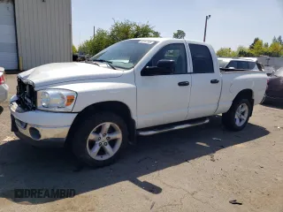 2007 Dodge 1500 Laramie z VIN 1D7HU18207S255061, wystawiony jako Copart lot #55167205 z przebiegiem 120 433 mil mil oraz Szkoda całkowita • Salvage title. Historia ofert i sprzedaży dostępna na DreamBid. Obrazek 1.